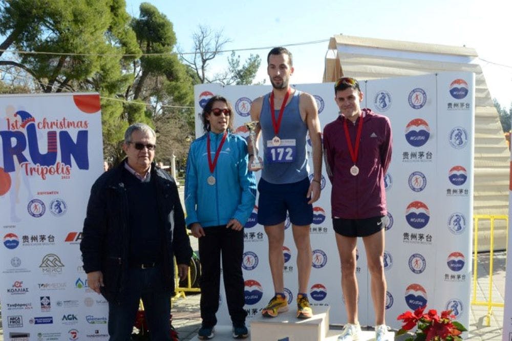 Με πολλές συμμετοχές και κέφι πραγματοποιήθηκε το 1ο Christmas Run Τρίπολης runbeat.gr